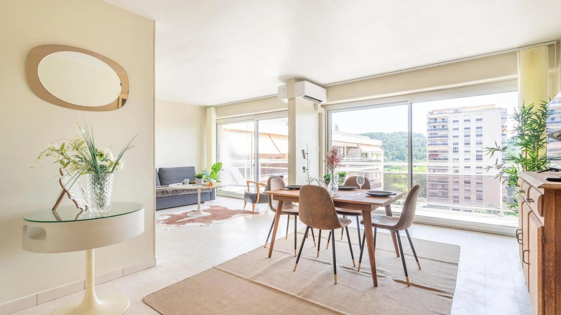 Appartement Grand T2 Lumineux Et Climatise Avec Balcon à Aix-en-Provence